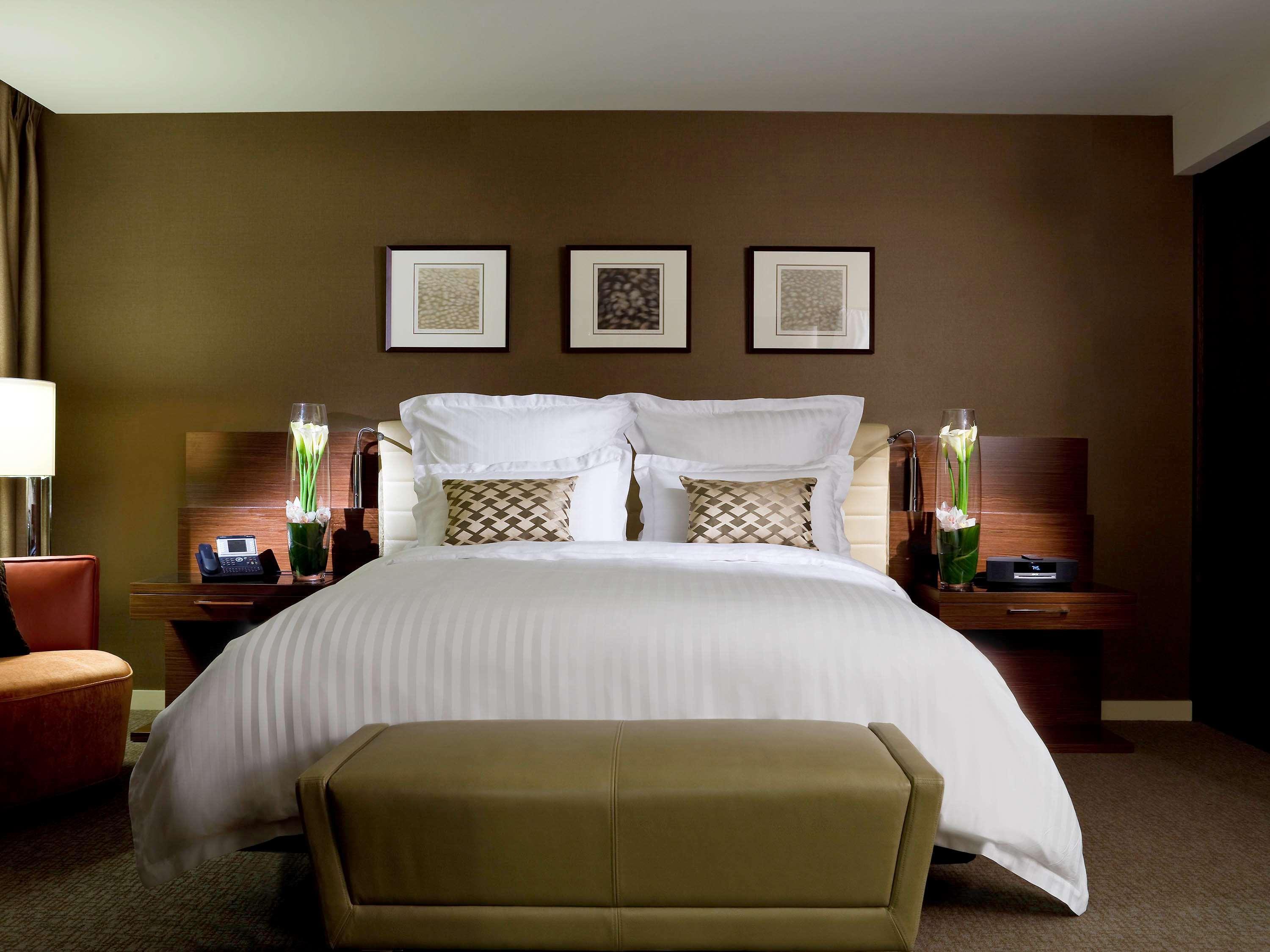 พูลแมน แอต ซิตนีย์ โอลิมปิก พาร์ค Hotel ซิดนีย์ ภายนอก รูปภาพ A guest room at the Westin Palace, Madrid