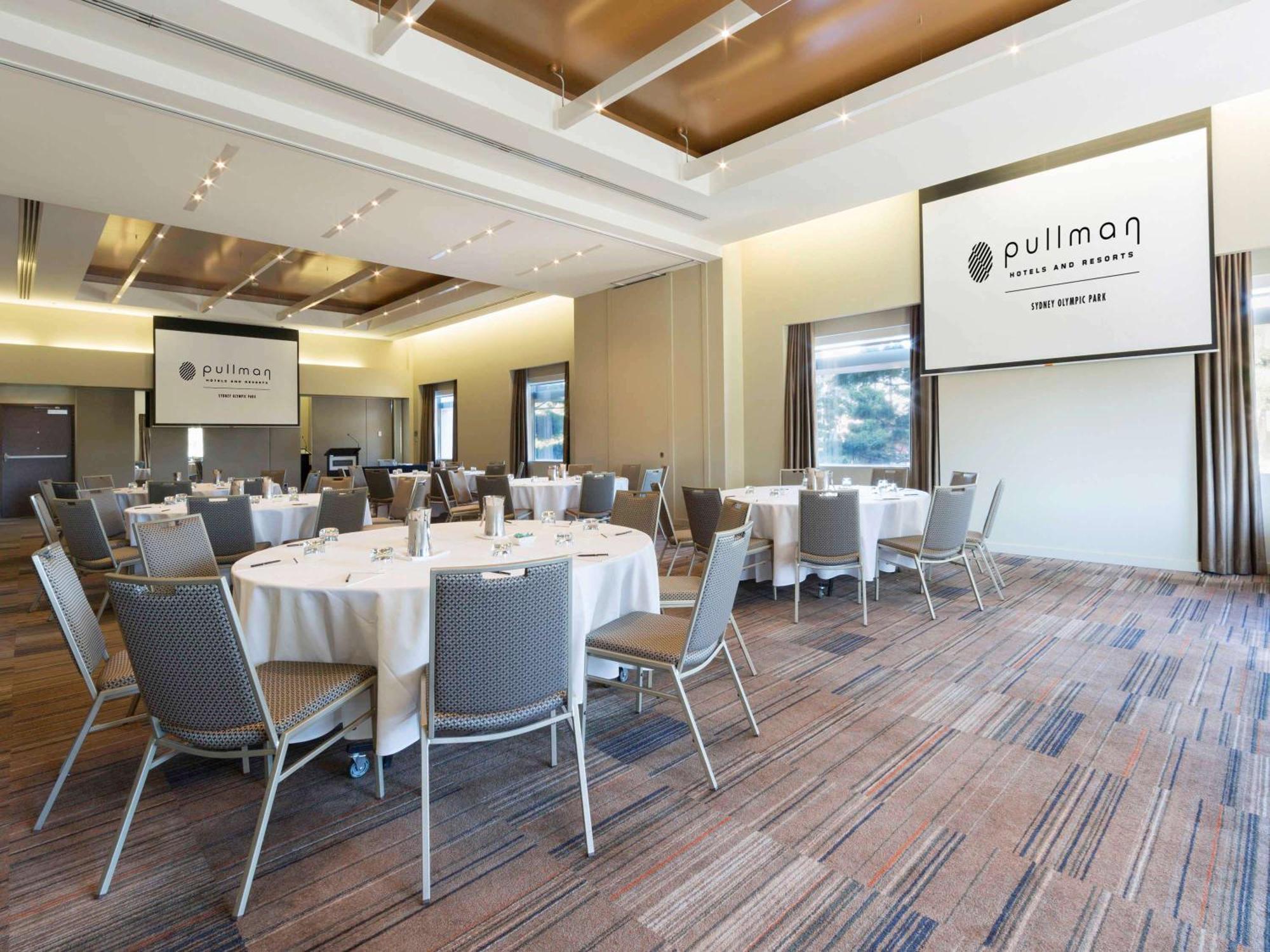 พูลแมน แอต ซิตนีย์ โอลิมปิก พาร์ค Hotel ซิดนีย์ ภายนอก รูปภาพ The Pullman Sydney Olympic Park