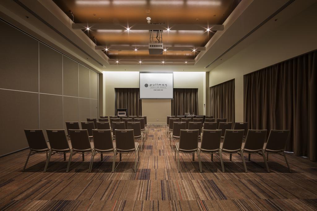 พูลแมน แอต ซิตนีย์ โอลิมปิก พาร์ค Hotel ซิดนีย์ ภายนอก รูปภาพ Meeting room