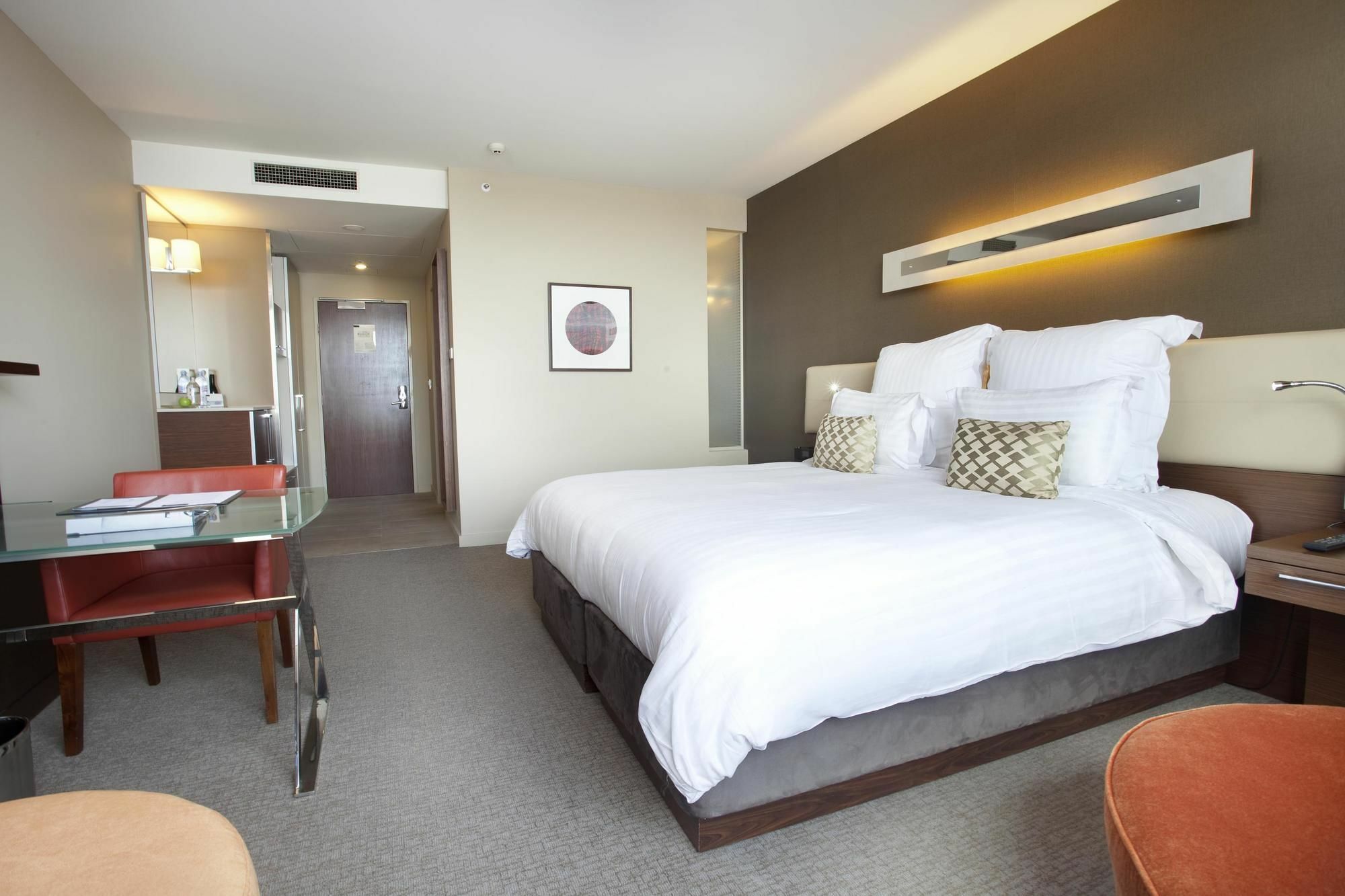 พูลแมน แอต ซิตนีย์ โอลิมปิก พาร์ค Hotel ซิดนีย์ ภายนอก รูปภาพ A room at the hotel